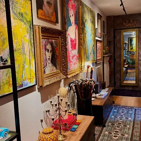 La Galerie *