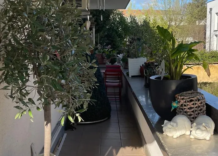 La Galerie בית אירוח